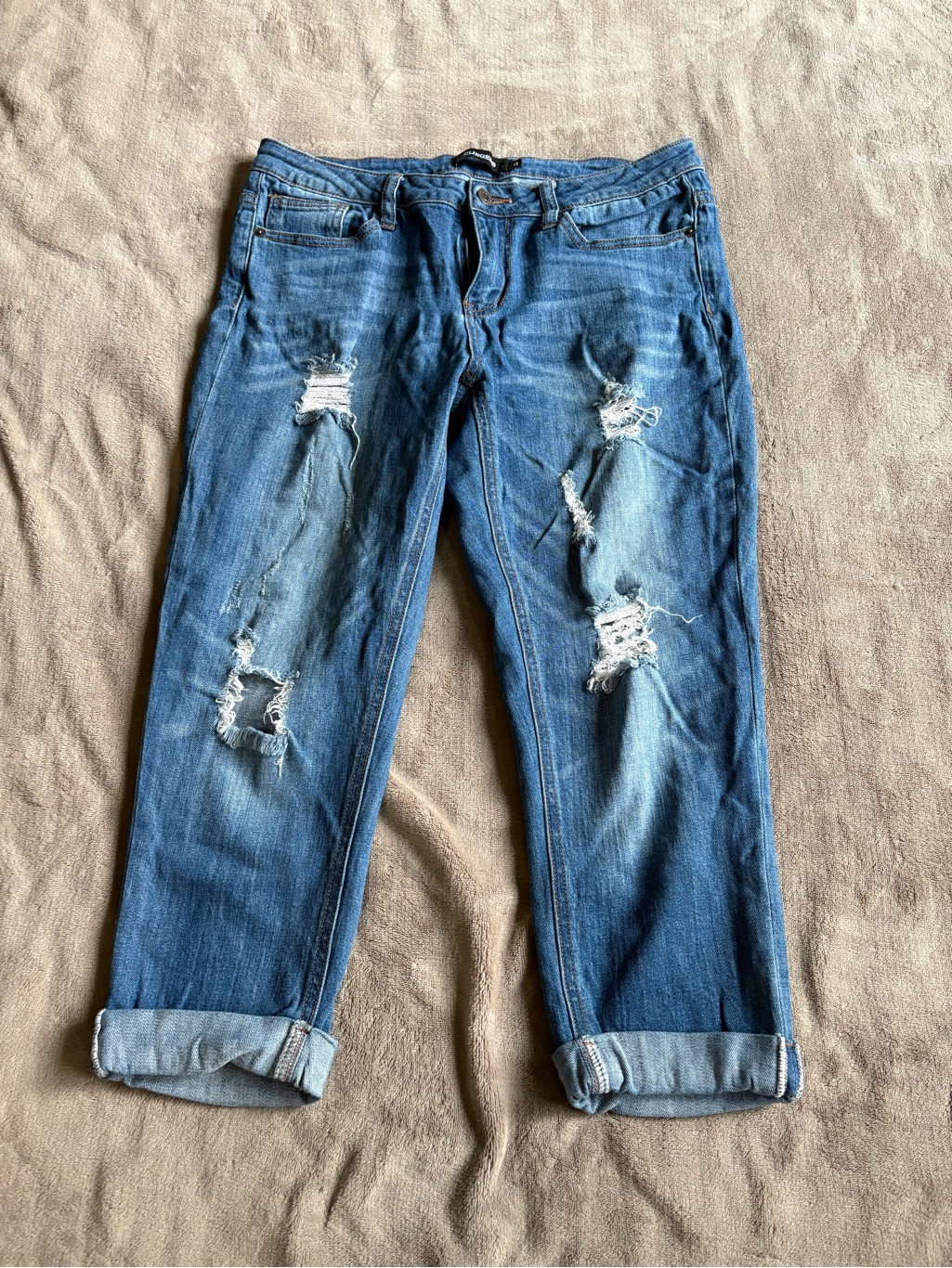 Distressed Blue Women’s Crop Jeans